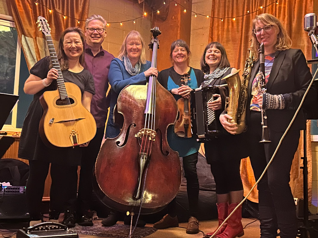 Lulu Swing, all-woman band playing Hot Club swing from the 1930s